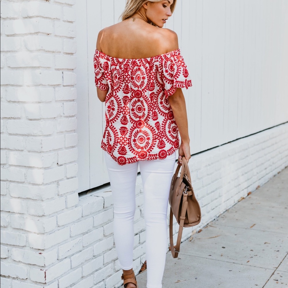 Sweet & Lacey Off-Shoulder - Picture 8 of 8